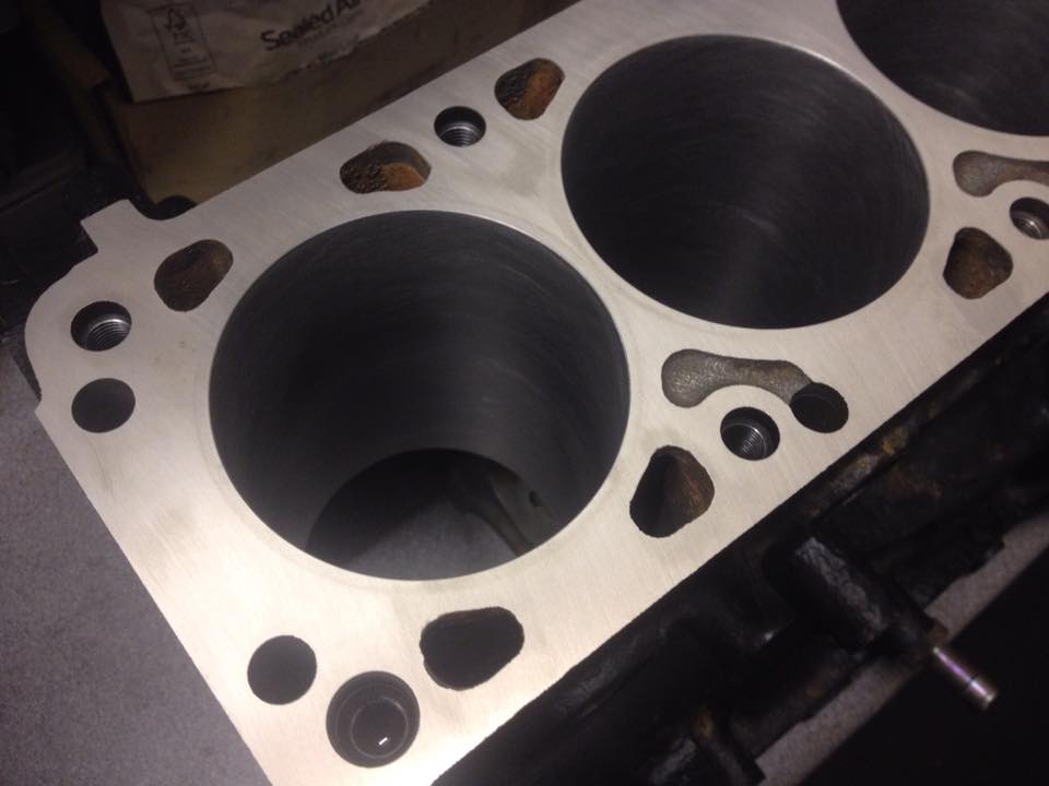 賽車發(fā)動機不銹鋼配件加工